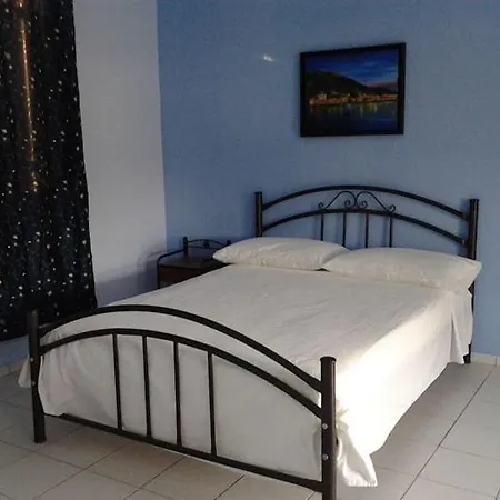 Liza Hotel Lixouri